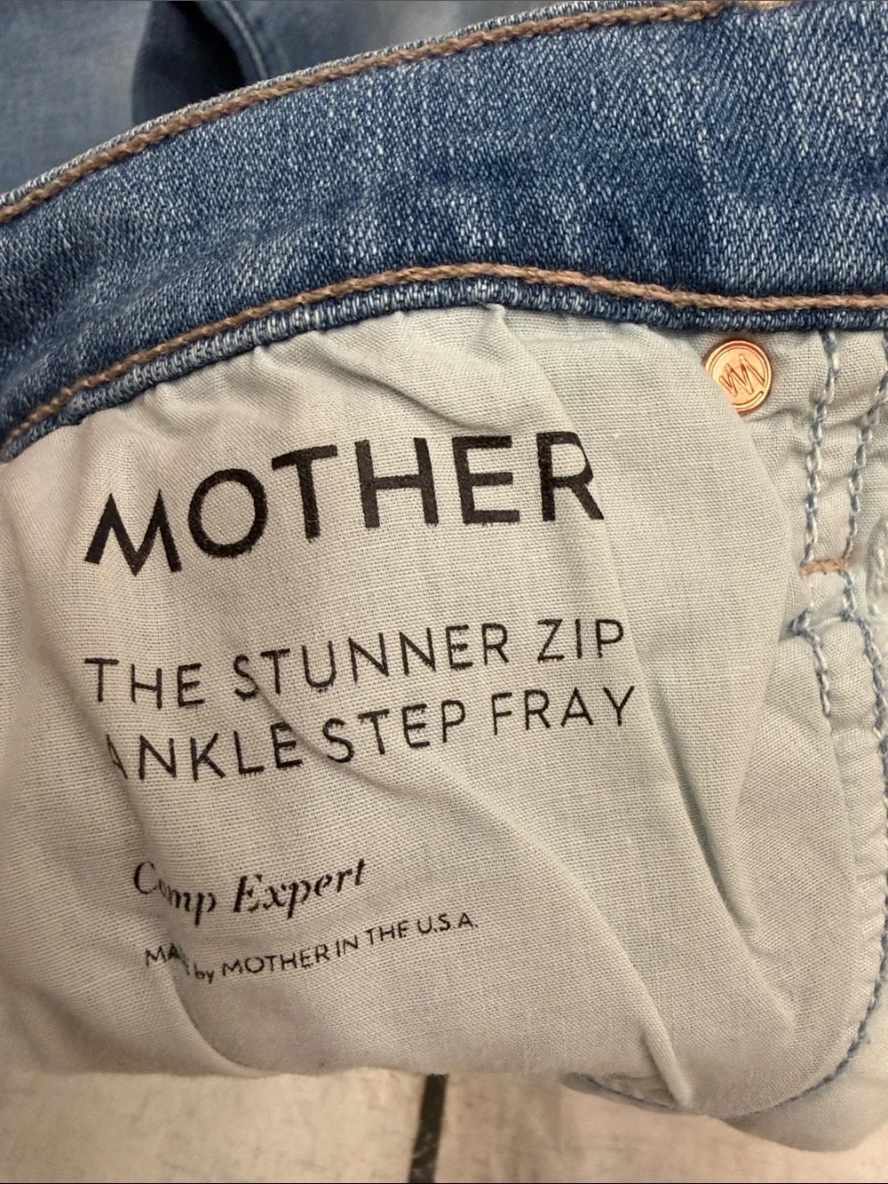 MOTHER The Stunner Zip Ankle Step Fray Jeans in Camp Expert Size 24
